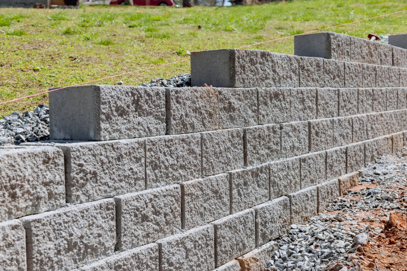 Concrete retaining walls